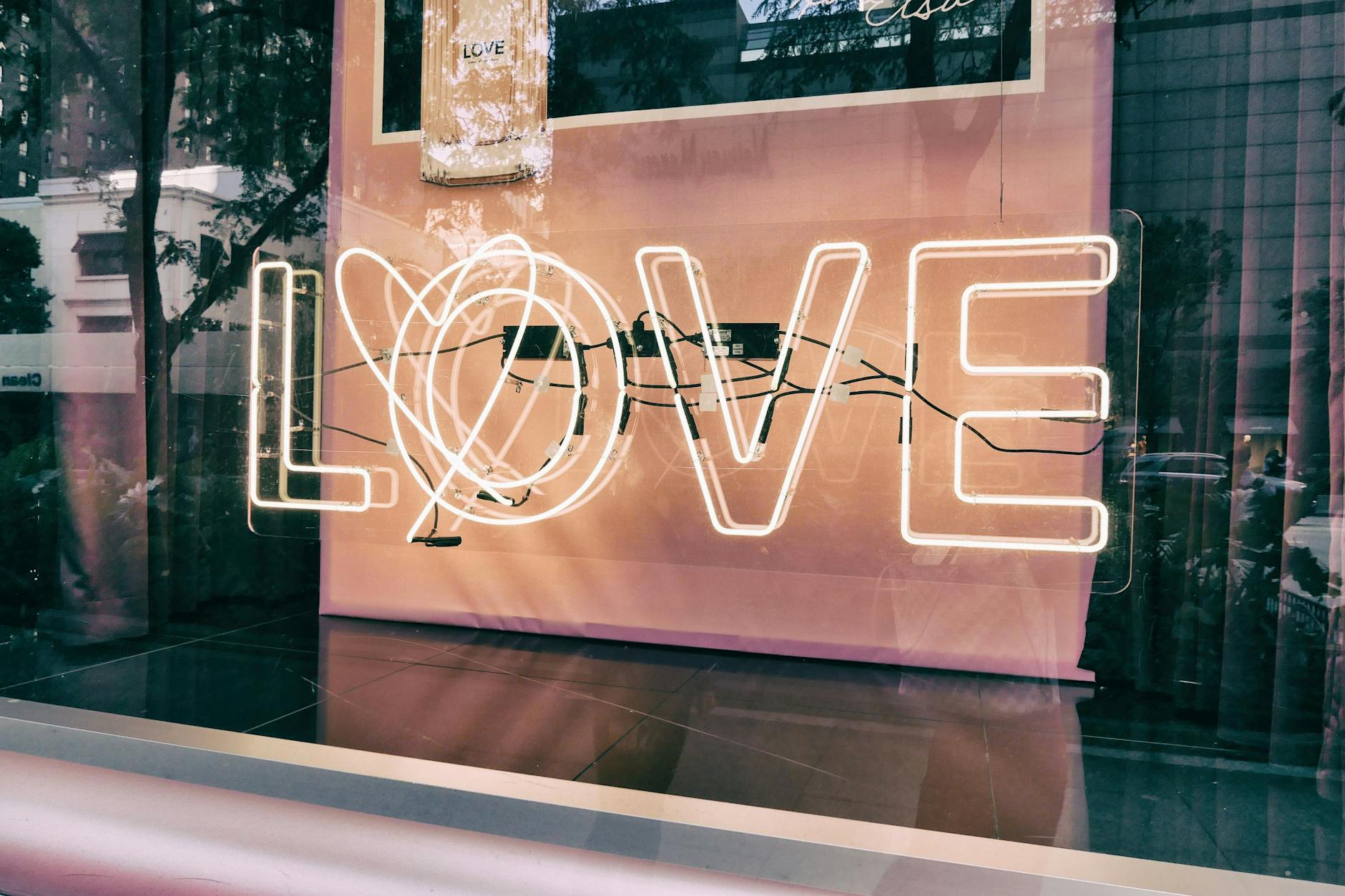 From Self-Sabotage to Self-Love: Breaking Free from Inherited Relationship Patterns